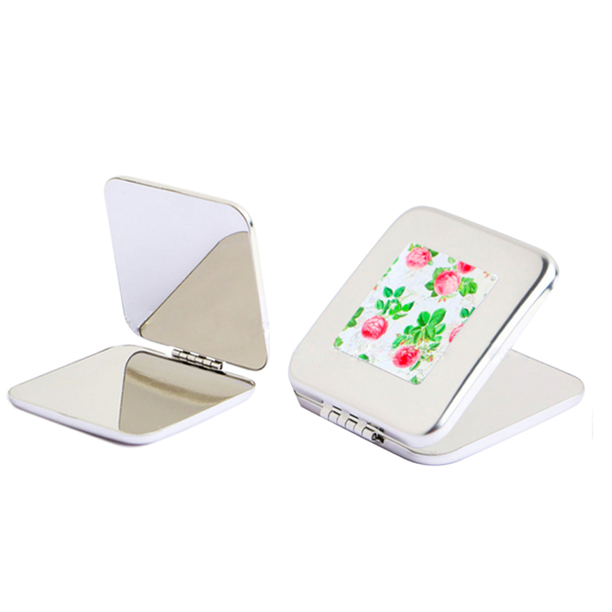Compact mirror